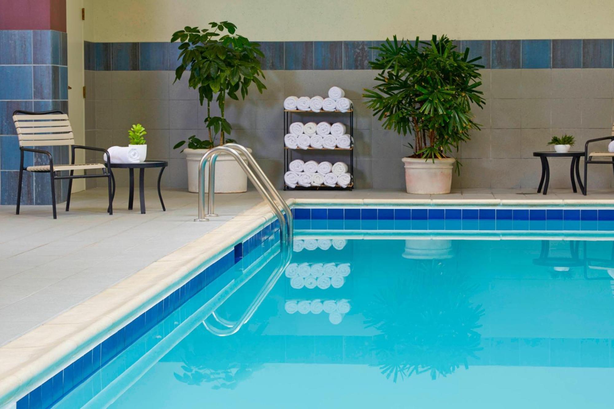 Chicago Marriott Northwest Otel Hoffman Estates Dış mekan fotoğraf