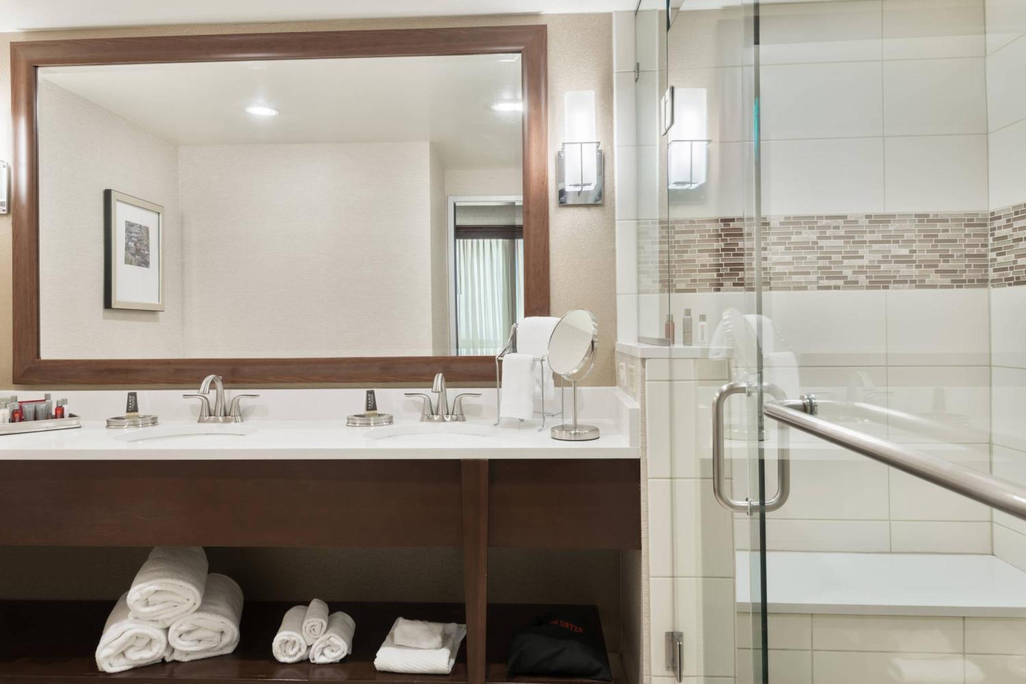 Chicago Marriott Northwest Otel Hoffman Estates Dış mekan fotoğraf