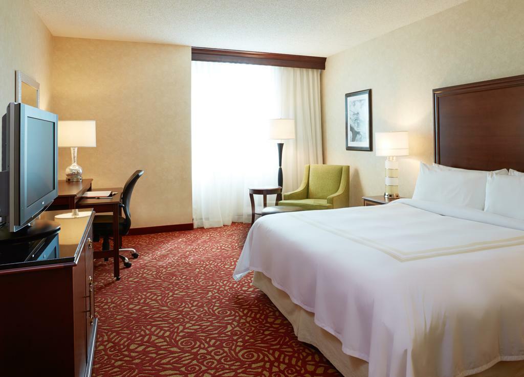 Chicago Marriott Northwest Otel Hoffman Estates Dış mekan fotoğraf